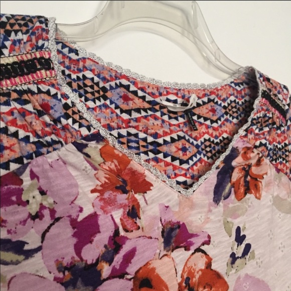 Anthropologie Akemi + Kin Ayana Mixed Print Blouse - Picture 6 of 7